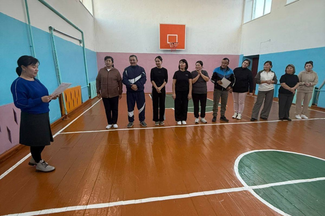 Сырымбет орта мектебінде "Өзіңе қамқорлық-болашаққа деген қамқорлық"  атты психологиялық апталық жоспар бойынша өтуде.